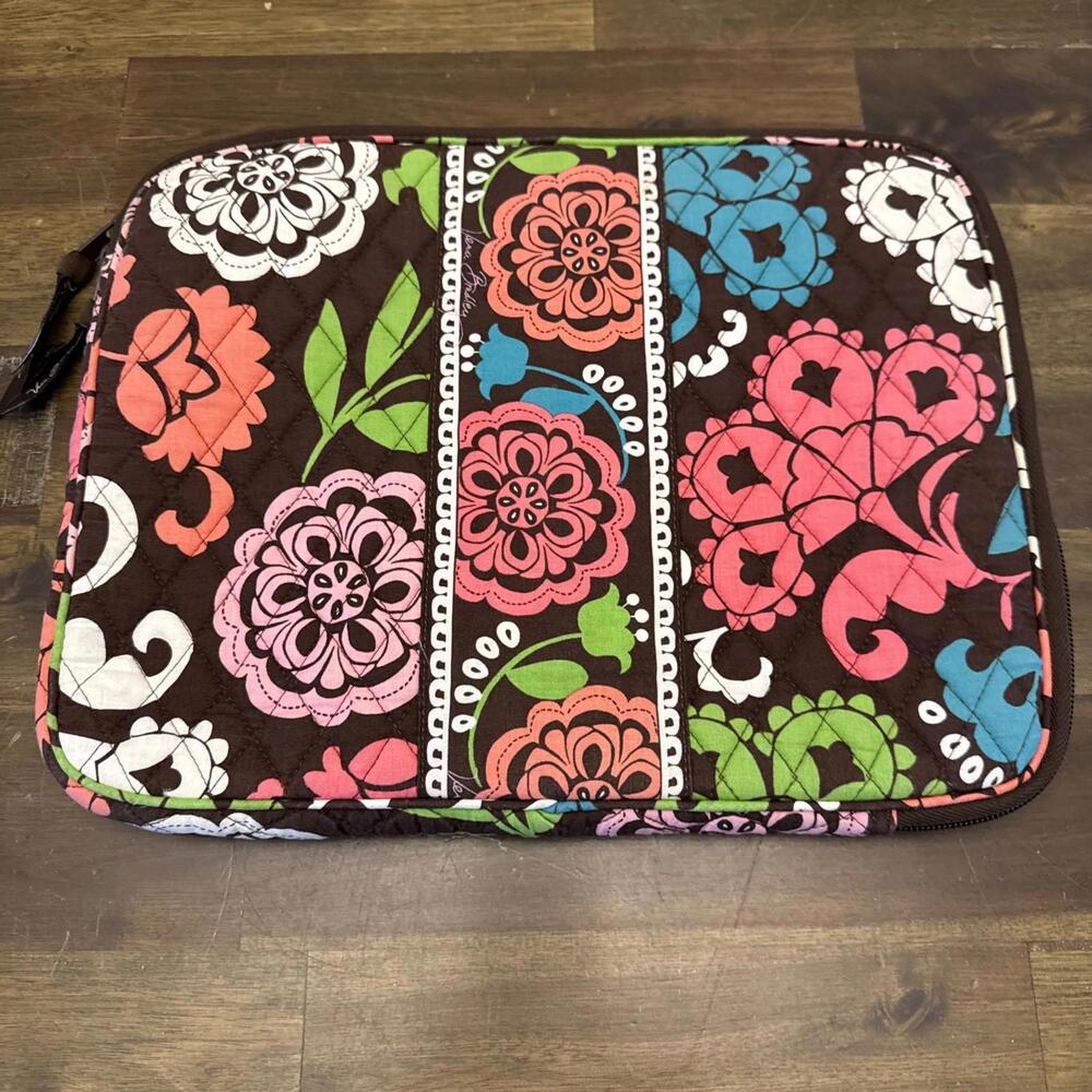 Retired Vera Bradley Lola 13” Laptop Case